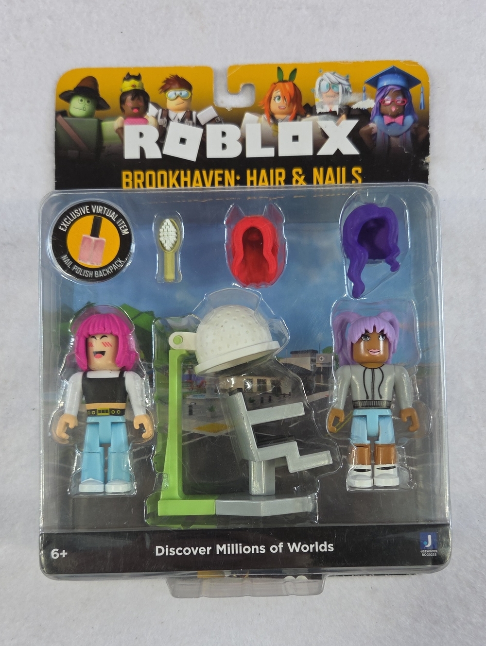 Roblox Brookhaven Hair & Nails Playset - Pink & Purple Hairstyles